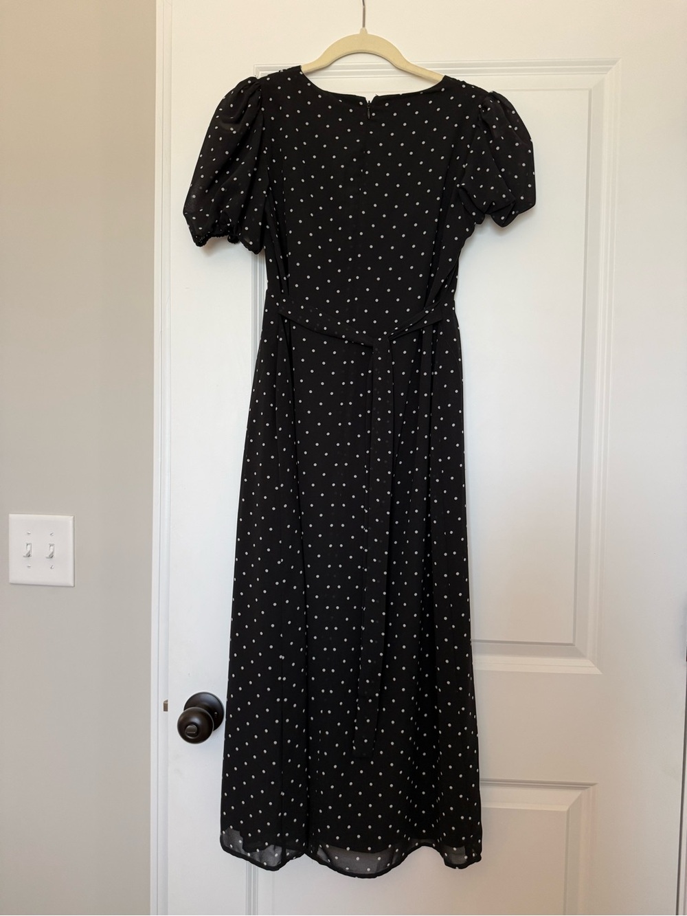 Wayf Black Polka Dot Puff Sleeve Midi Dress